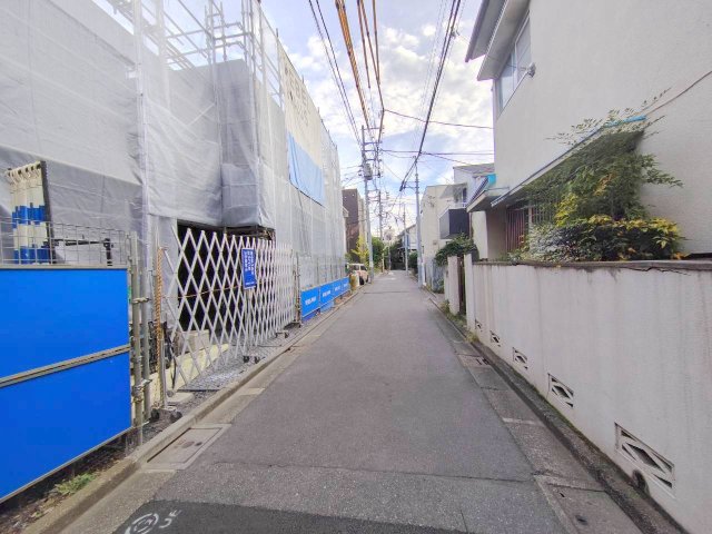その他　周辺は住宅街です