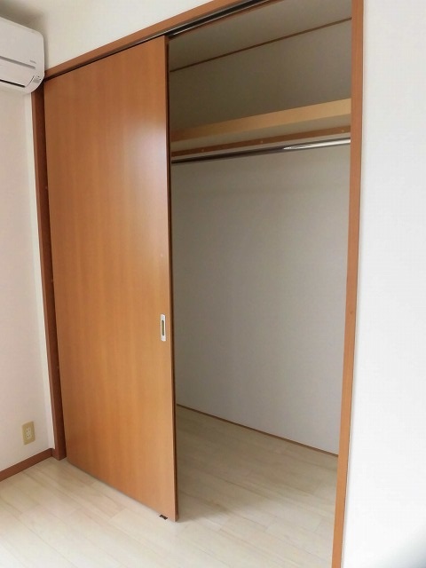 収納　洋室のクローゼット
