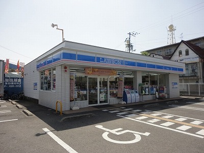 コンビニ　ローソン高知高須店（コンビニ）まで347m