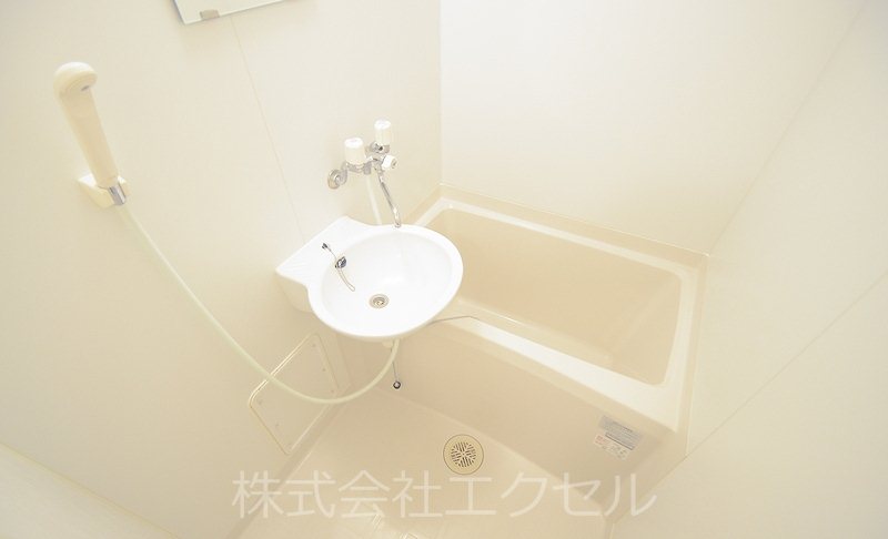 バス・シャワールーム　同等タイプのイメージ写真です。