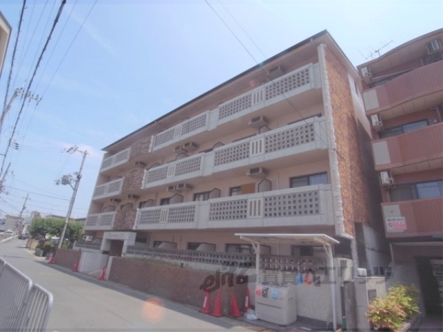 京都市伏見区向島中島町のマンションの建物外観