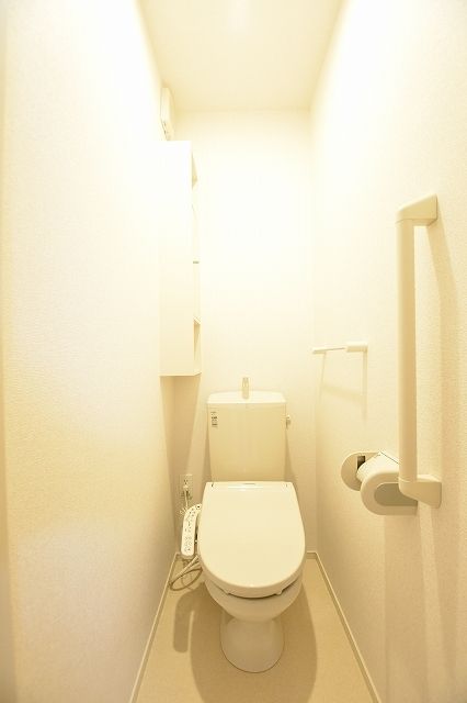 【郡山市安積荒井のアパートのトイレ】