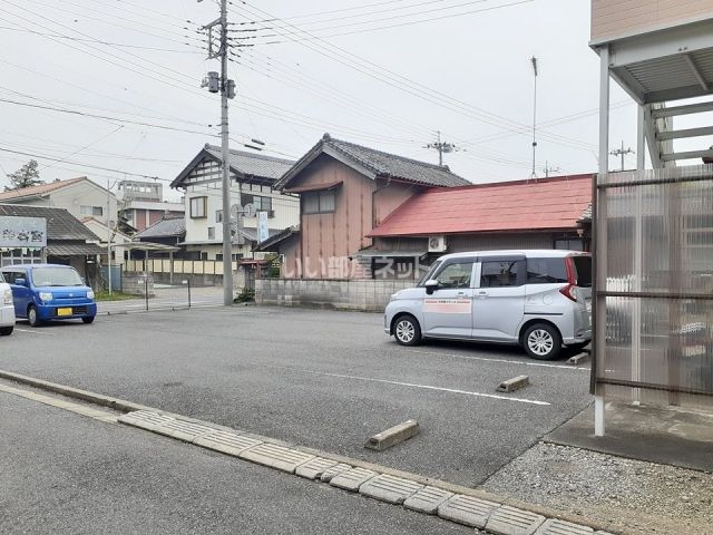 【藤岡セントラルハイツの駐車場】