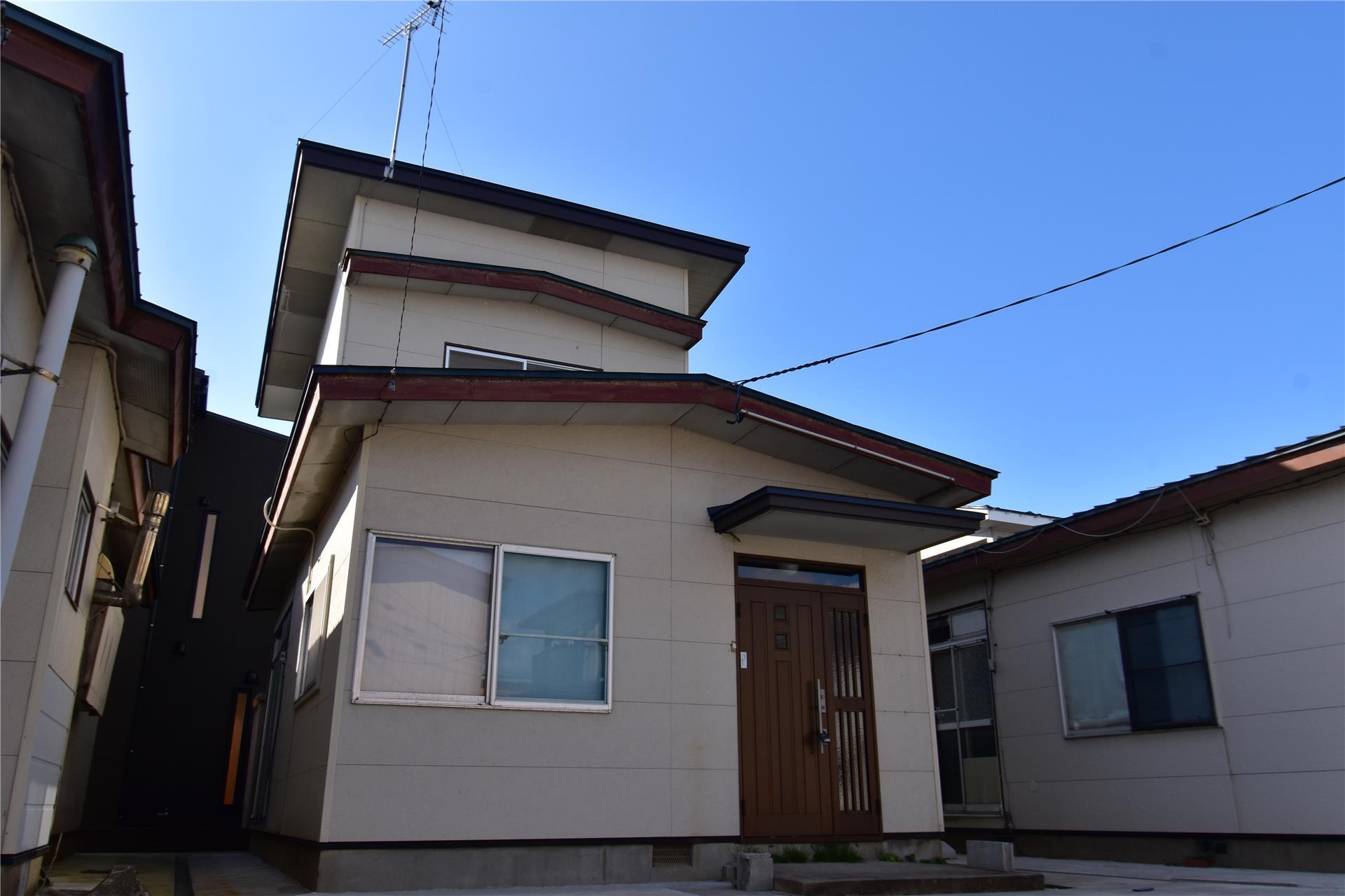 牛島東六丁目　山本邸の建物外観