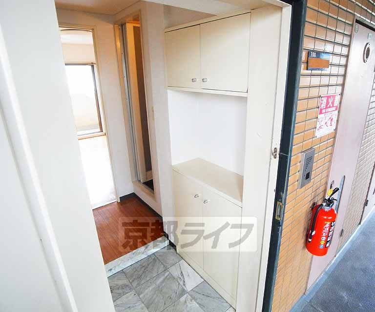 【京都市下京区屋形町のマンションの収納】