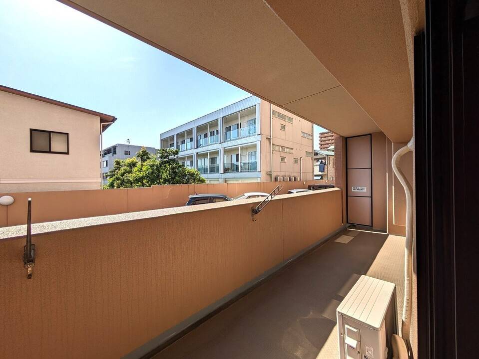 バルコニー　バルコニー