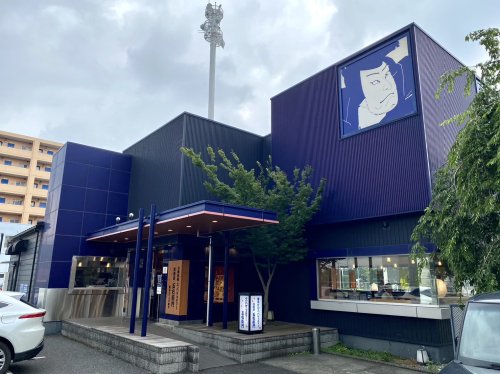 【前橋市総社町総社のマンションの飲食店】