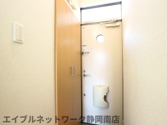 玄関　ゆったりとした玄関です