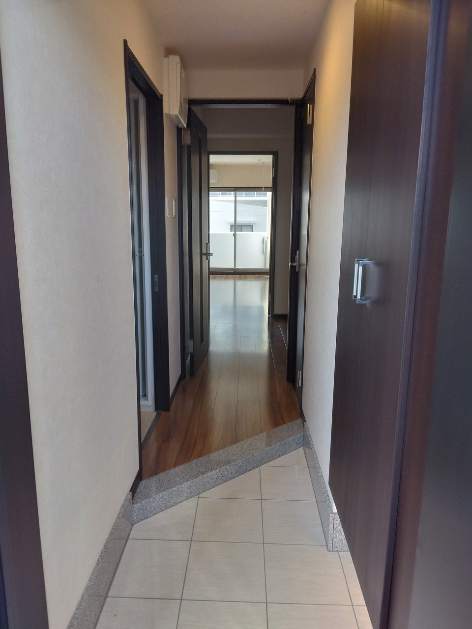 玄関　シューズボックス