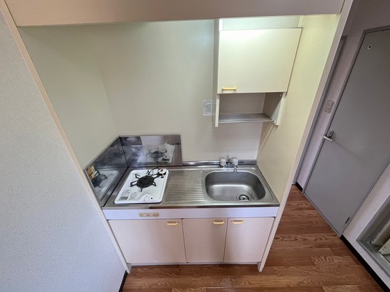 キッチン　※別部屋の写真です