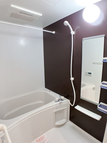 バス・シャワールーム　追炊き機能・浴室乾燥機付き