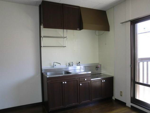 キッチン　反転間取り参照