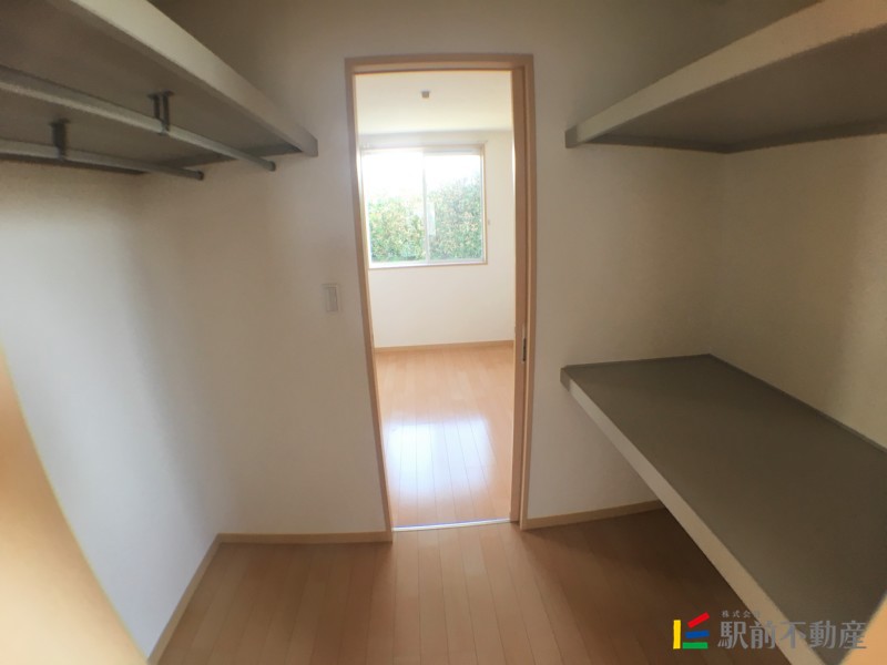 収納　クローゼット