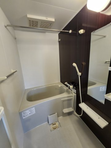 バス・シャワールーム　日々の疲れを癒すお風呂付です