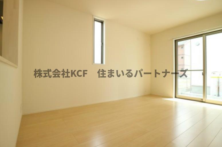 居室・リビング　明るい洋室です