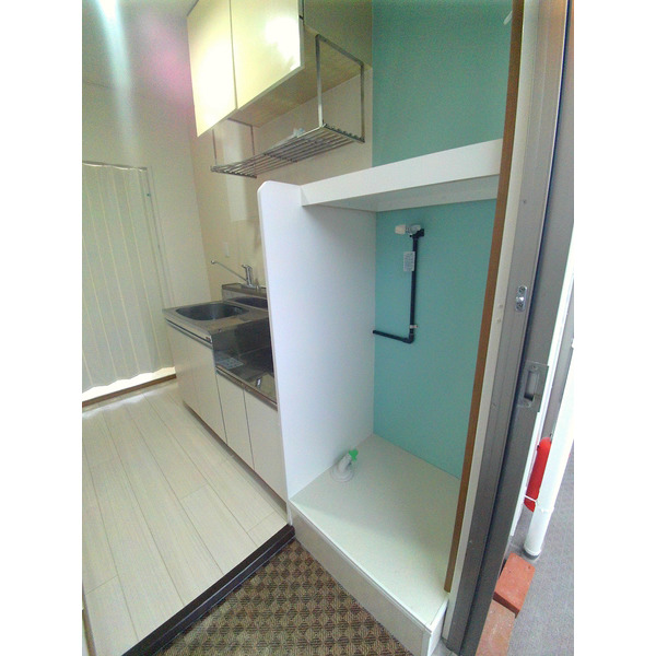 洗面設備　洗濯機置き場