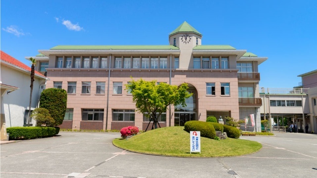 高校・高専　私立高崎商科大学附属高校（高校・高専）まで1329m