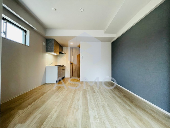 居室・リビング　同マンション別部屋参考写真