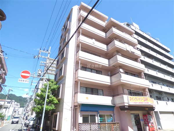 建物外観　外観・オートロック＆エレベーター完備のマンション！