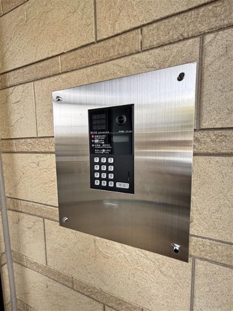 ロビー　オートロック