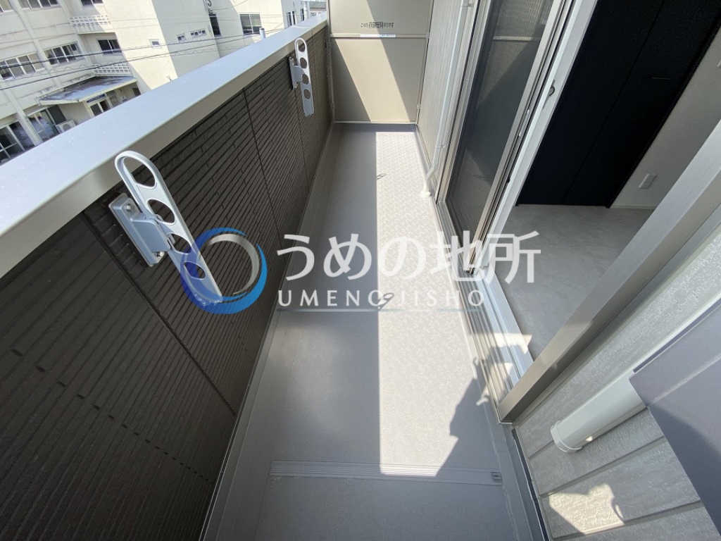 バルコニー　バルコニー