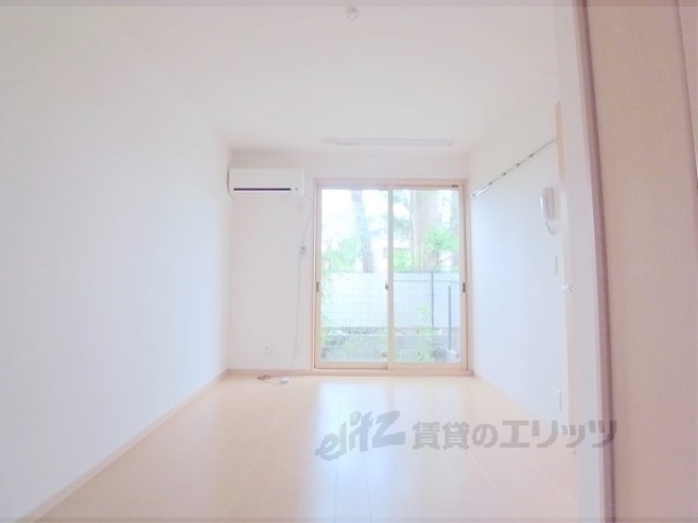 居室・リビング　居室