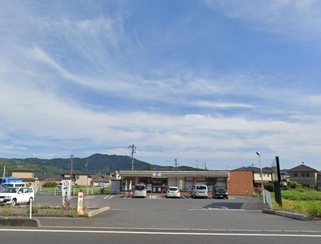 コンビニ　セブンイレブン（コンビニ）まで1893m