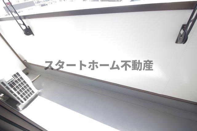 バルコニー　お洗濯にも便利なバルコニー付き