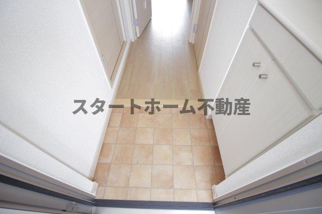 玄関　落ち着いた玄関です