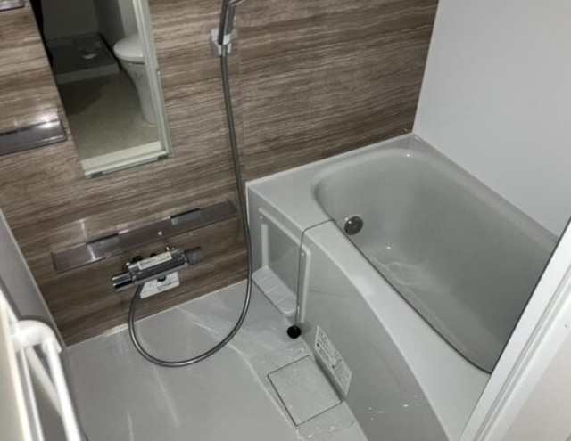 バス・シャワールーム