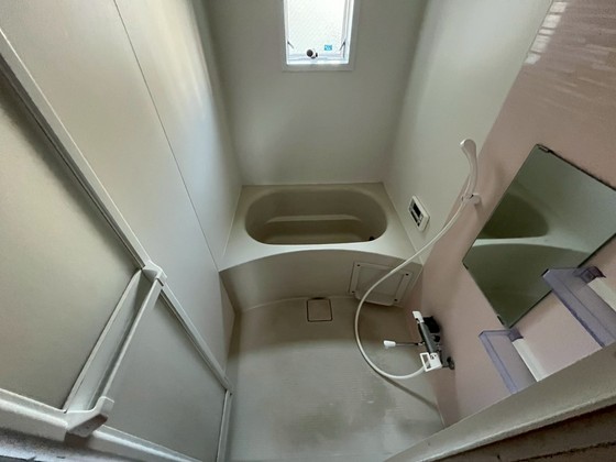 バス・シャワールーム　※別部屋の写真です