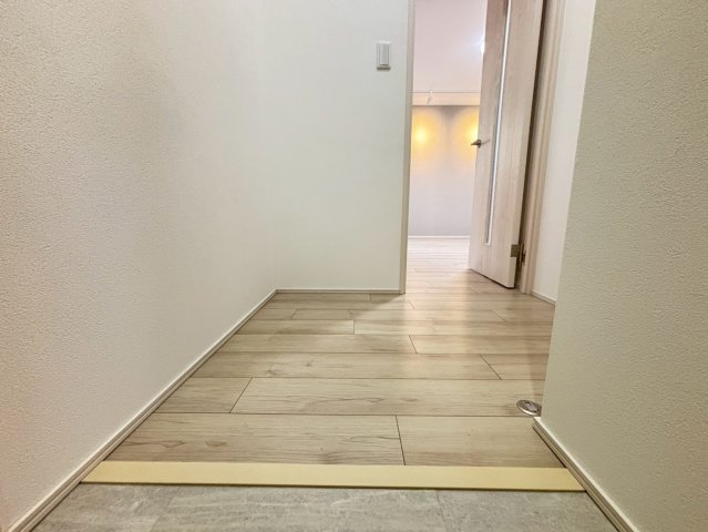 玄関　詳細は、RISUMO江坂本店までお問合せください♪