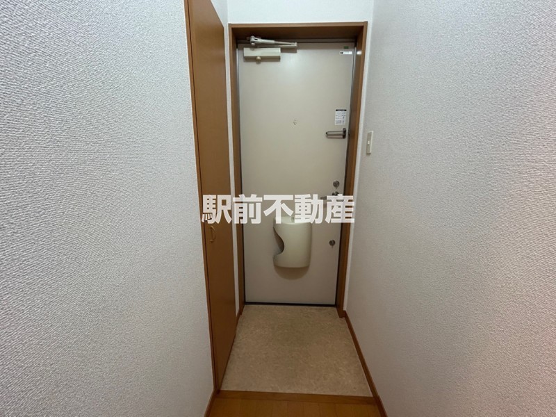 玄関　シューズボックスあります☆