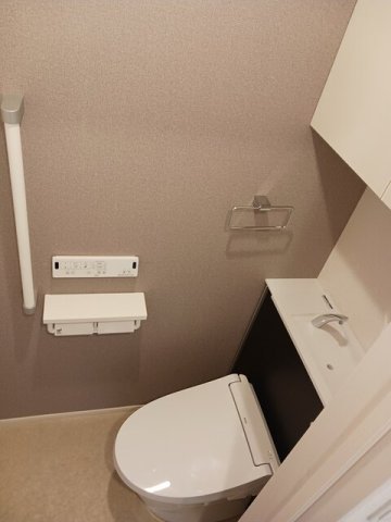 トイレ　トイレもきれいです