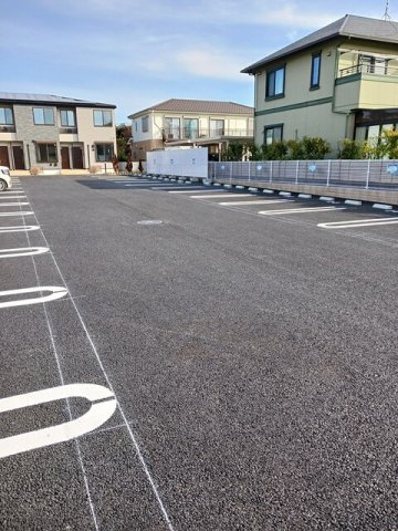 駐車場　車をお持ちの方に嬉しい駐車場付きの物件です