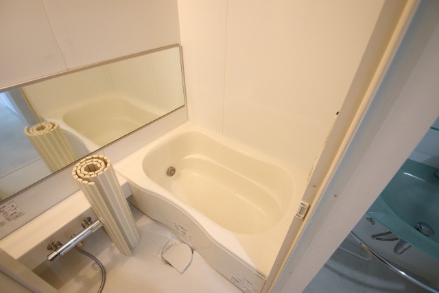 バス・シャワールーム　※別室の参考写真の為、現況優先です。