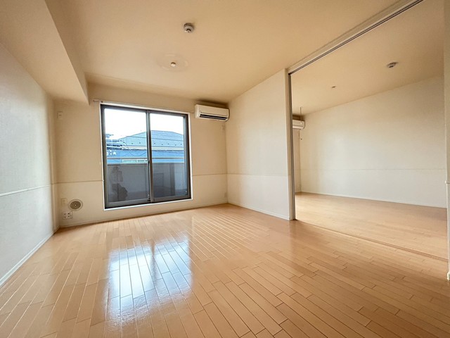 居室・リビング　他部屋写真