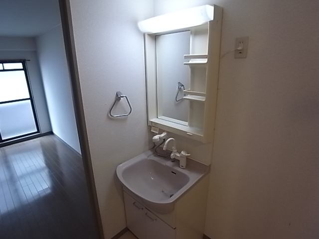 洗面設備　シャンプードレッサー