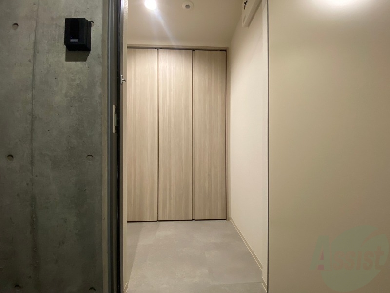 玄関　玄関にはシューズボックスもあり便利です！