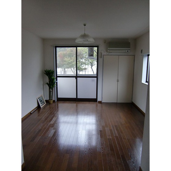 居室・リビング　現状優先