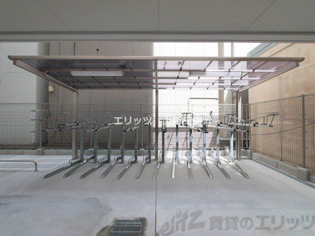 駐車場　駐輪場