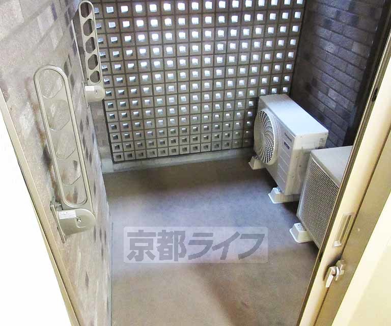 バルコニー　奥行きのあるベランダです。