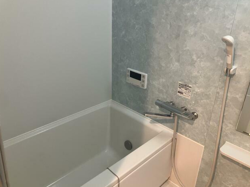 バス・シャワールーム　※別部屋参考写真