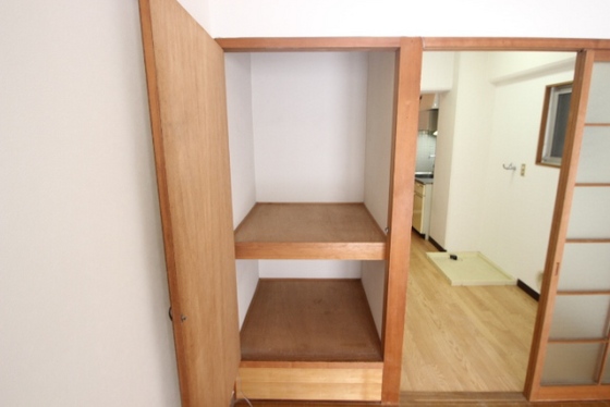 収納　※別部屋の写真です