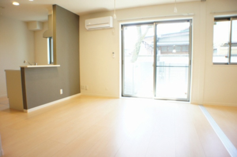 居室・リビング　図面と現状に相違がある場合には現状を優先