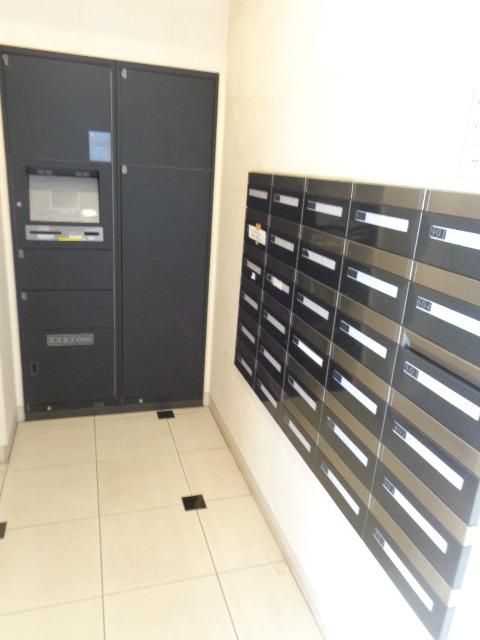 その他　便利な宅配ＢＯＸ完備