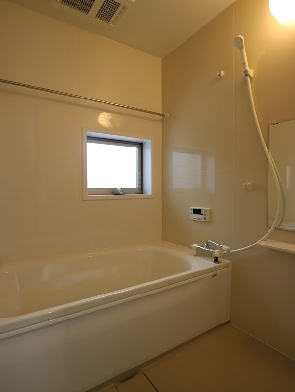 バス・シャワールーム　1日の疲れを癒してください。