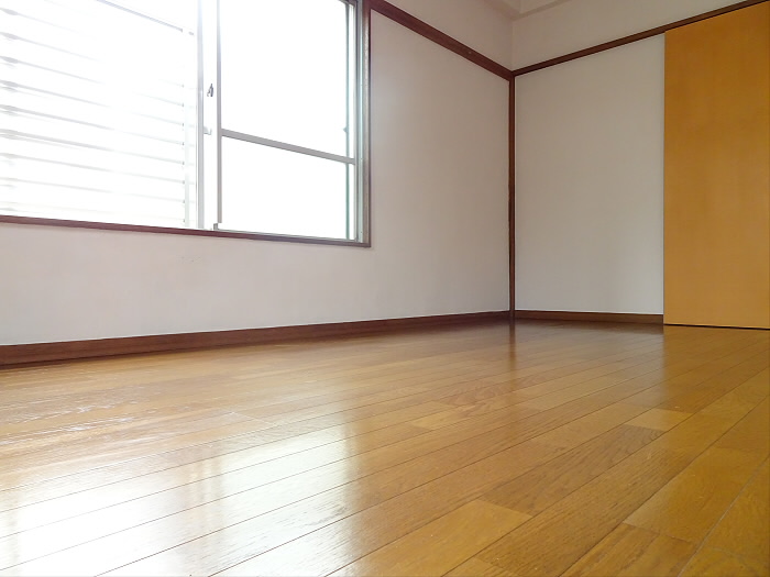 その他部屋・スペース　明るい色調の室内です