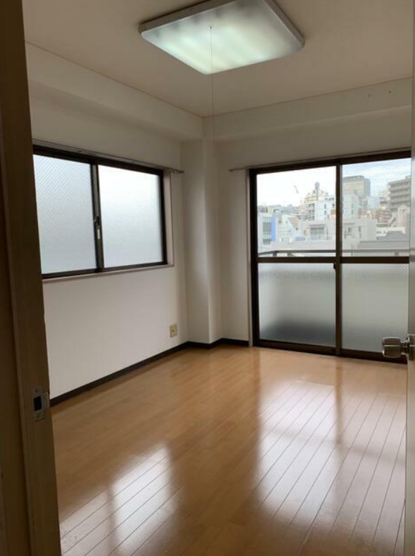 居室・リビング　※別部屋参考写真☆角部屋・二面採光・2階以上☆