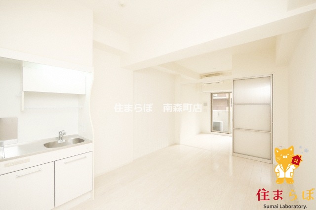 居室・リビング　「“合う暮らし”を、LINEで一緒に描こう。」